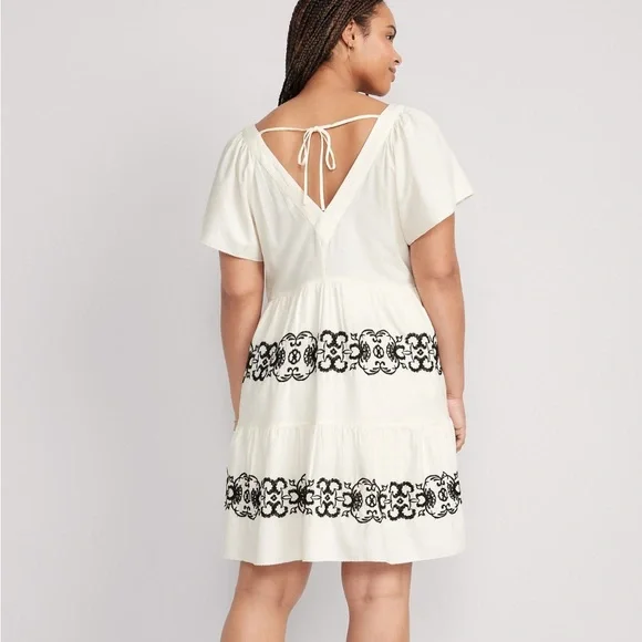 NWT Old Navy Embroidered Mini Swing Dress - Picture 3 of 9